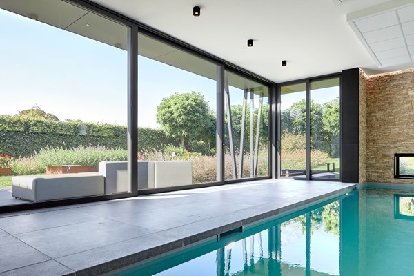 Extension-A-Oleye-09